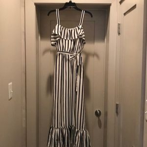 Navy & White Midi Dress- ideal 4 winter vacation!